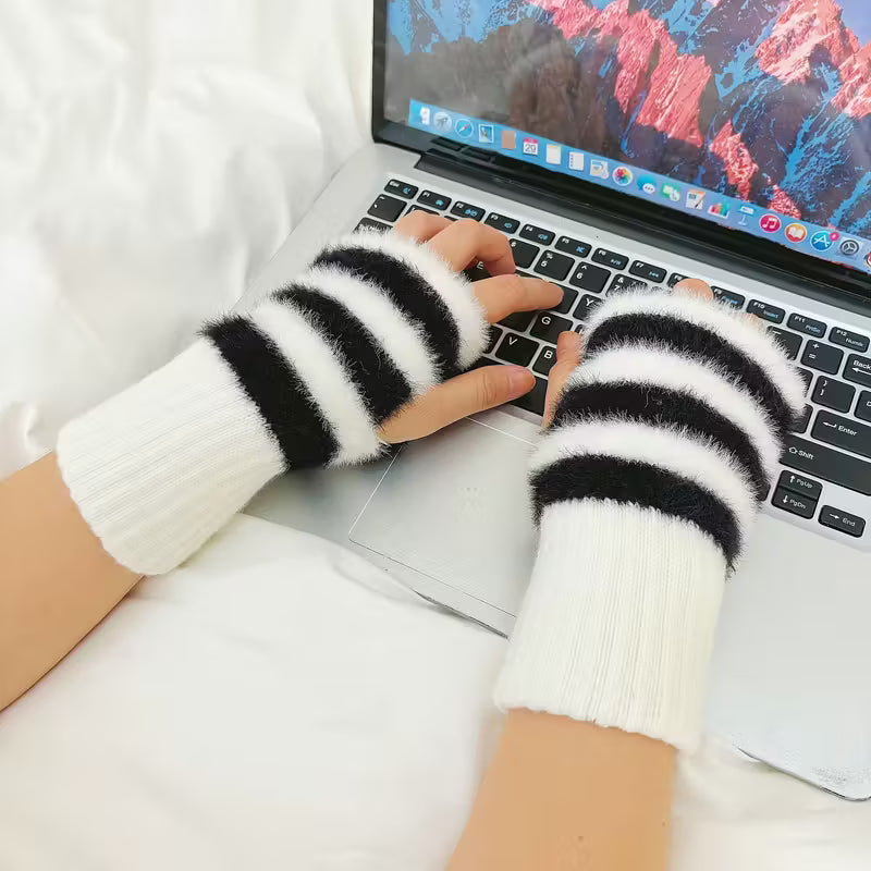 Parmaksız Eldivenler